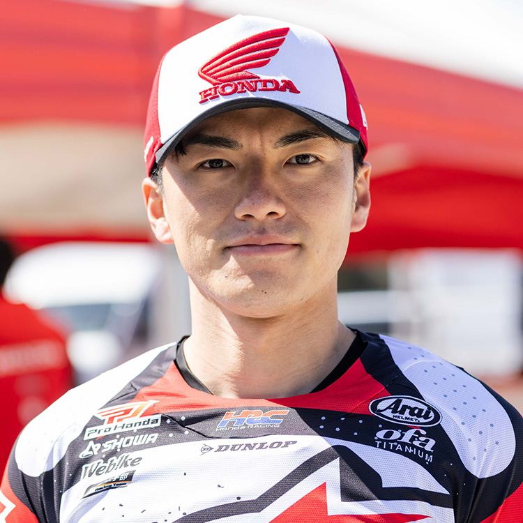 本田七海｜サポートライダー紹介｜ダートフリーク / DIRTFREAK